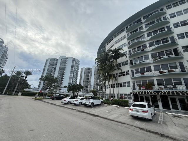 3250 NE 28th St #212, Fort Lauderdale FL 33308