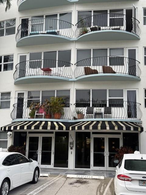 3250 NE 28th St #212, Fort Lauderdale FL 33308