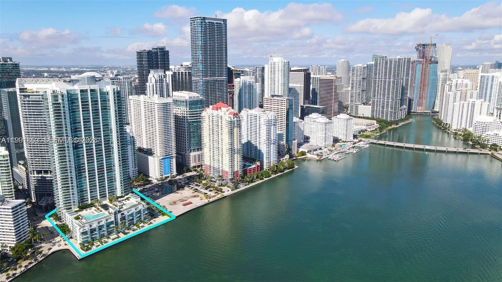 1331 Brickell Bay Dr #903, Miami FL 33131