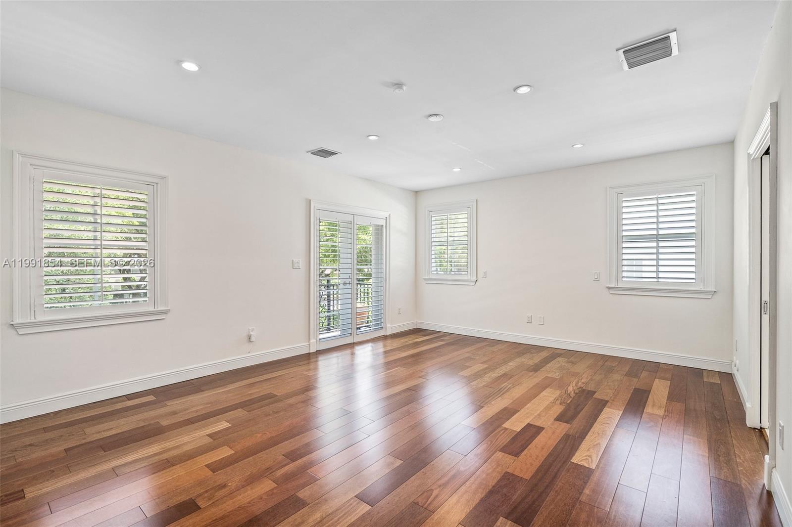 3919 Granada Blvd, Coral Gables FL 33134