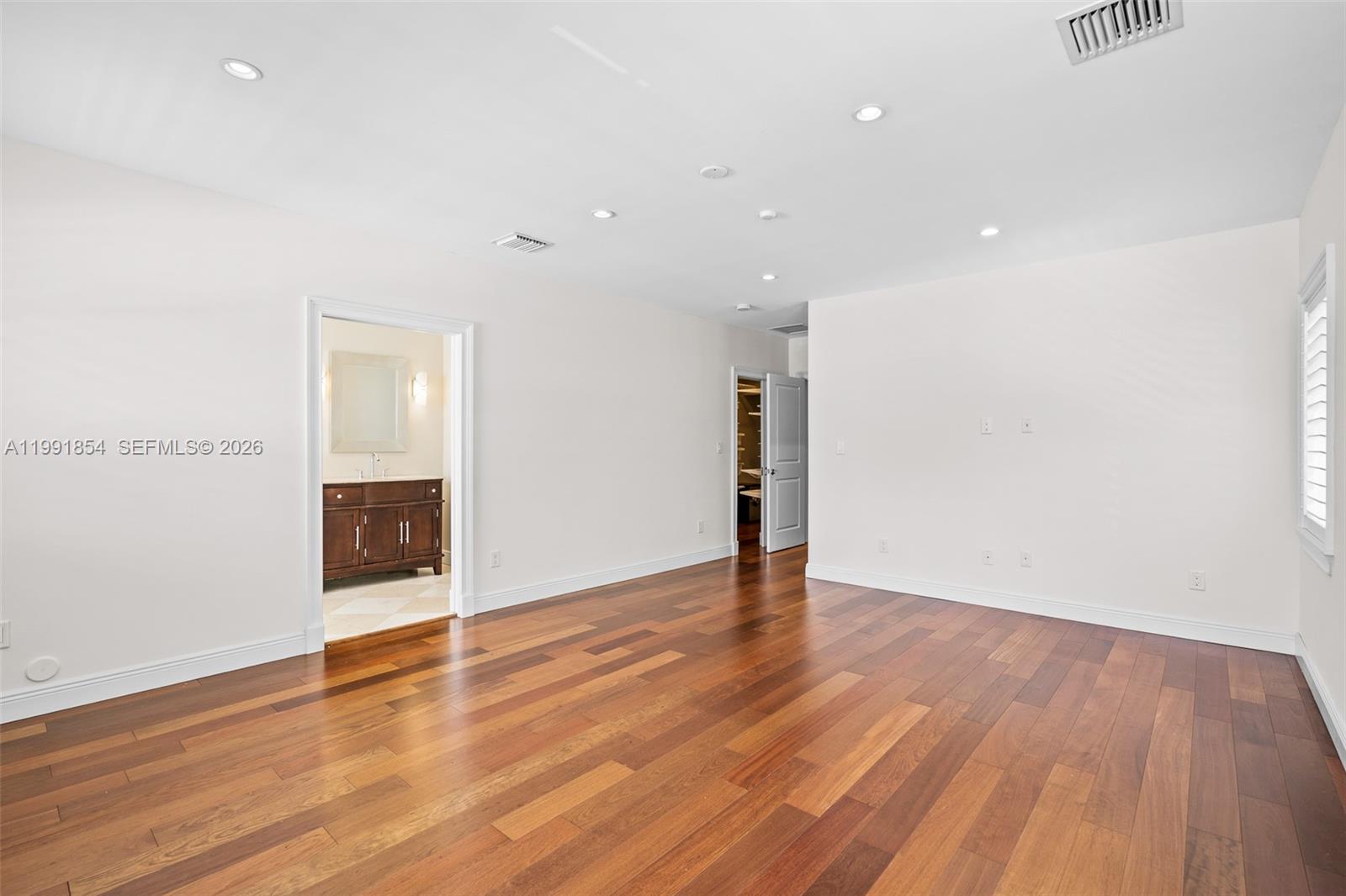 3919 Granada Blvd, Coral Gables FL 33134
