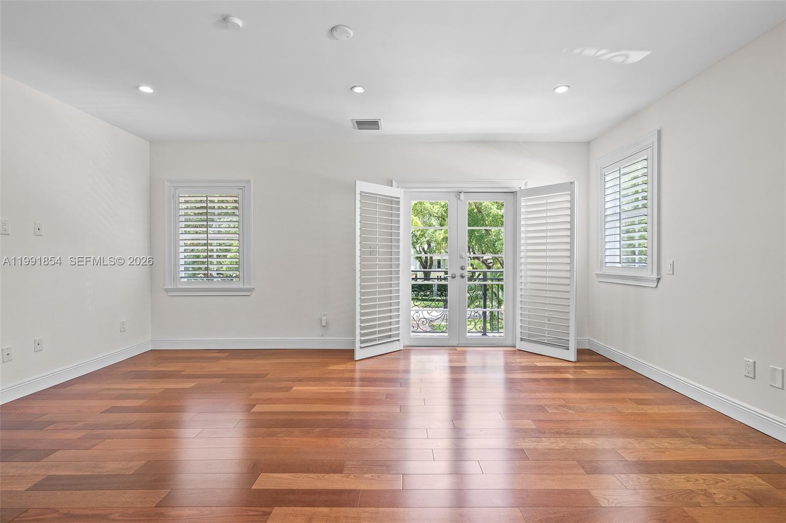 3919 Granada Blvd, Coral Gables FL 33134