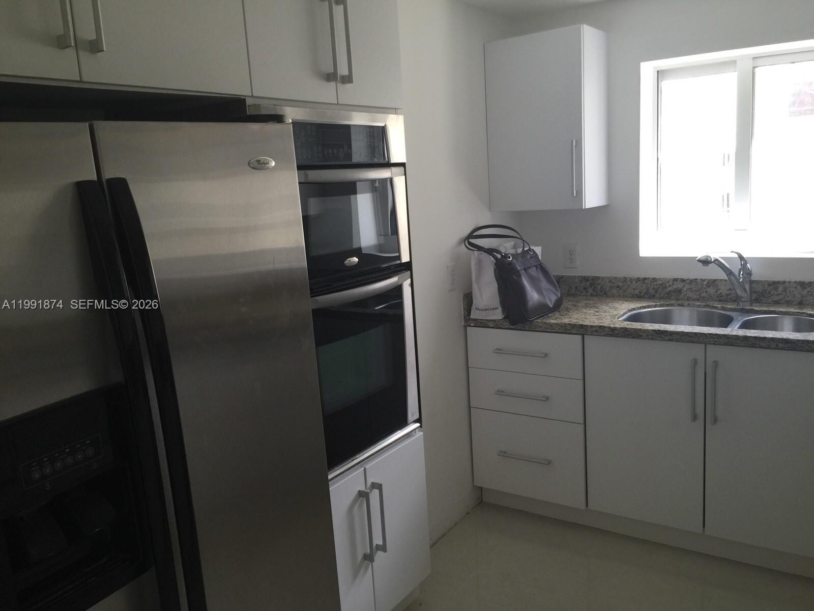 170 SE 14th St #3005, Miami FL 33131