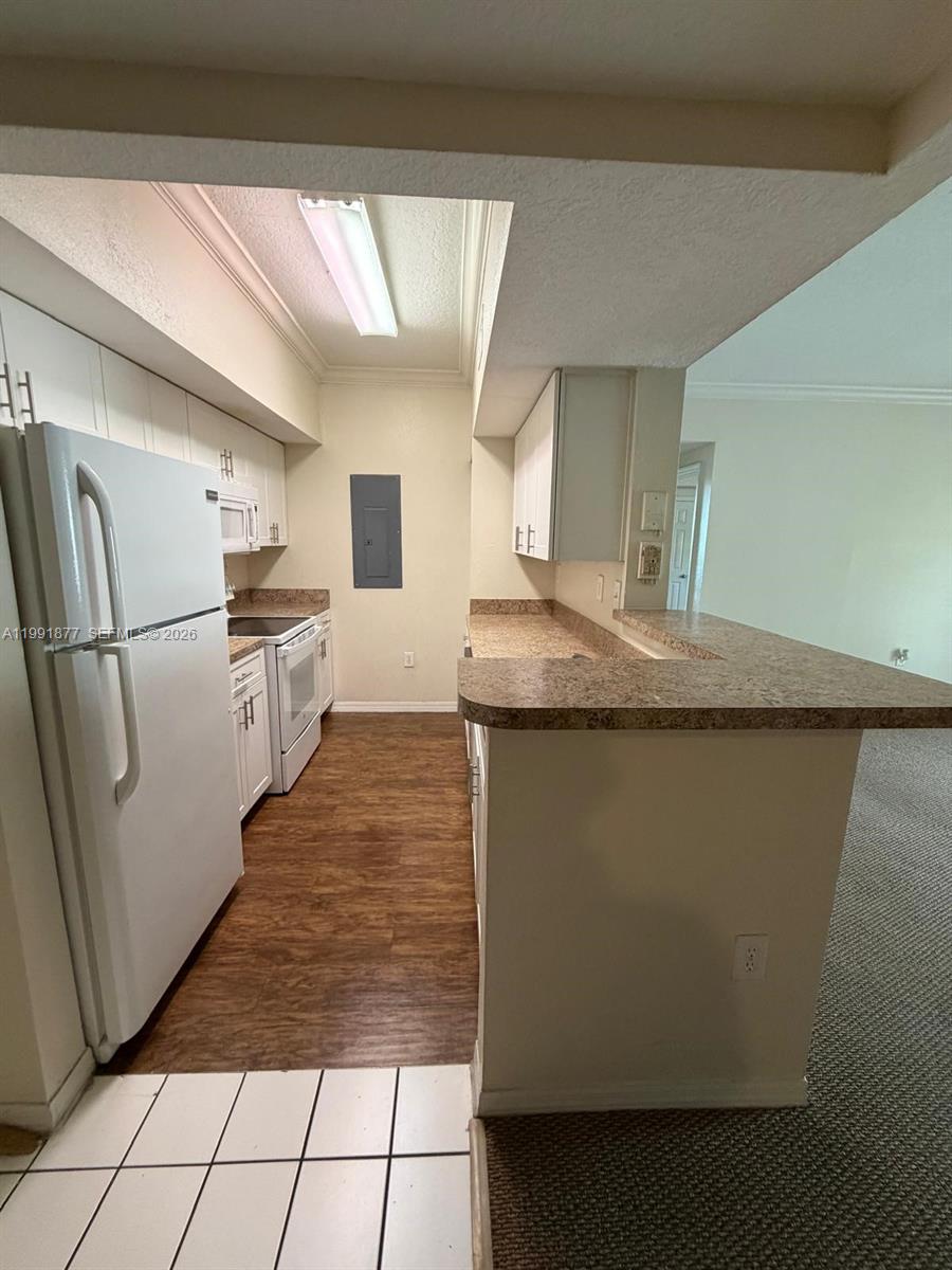 Pembroke Pines FL 33025 - A11991877