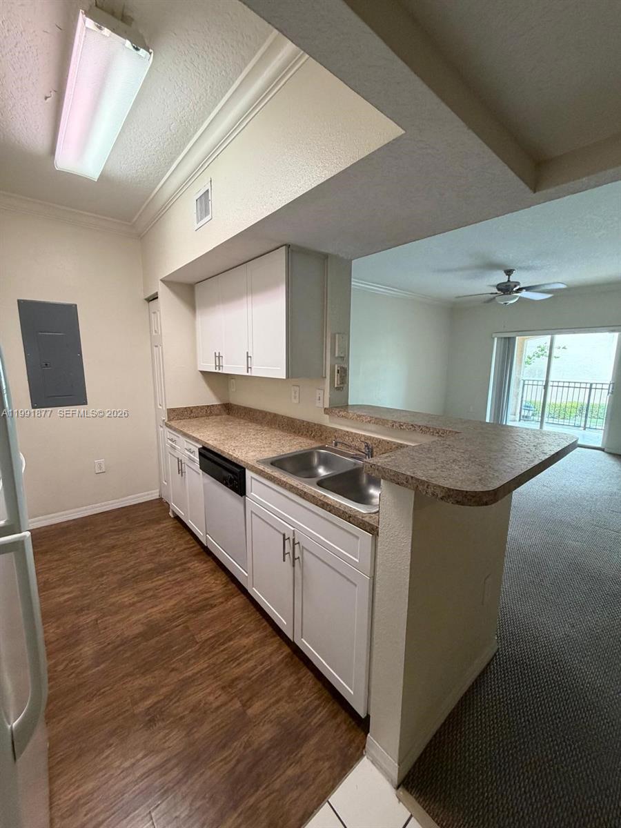 Pembroke Pines FL 33025 - A11991877
