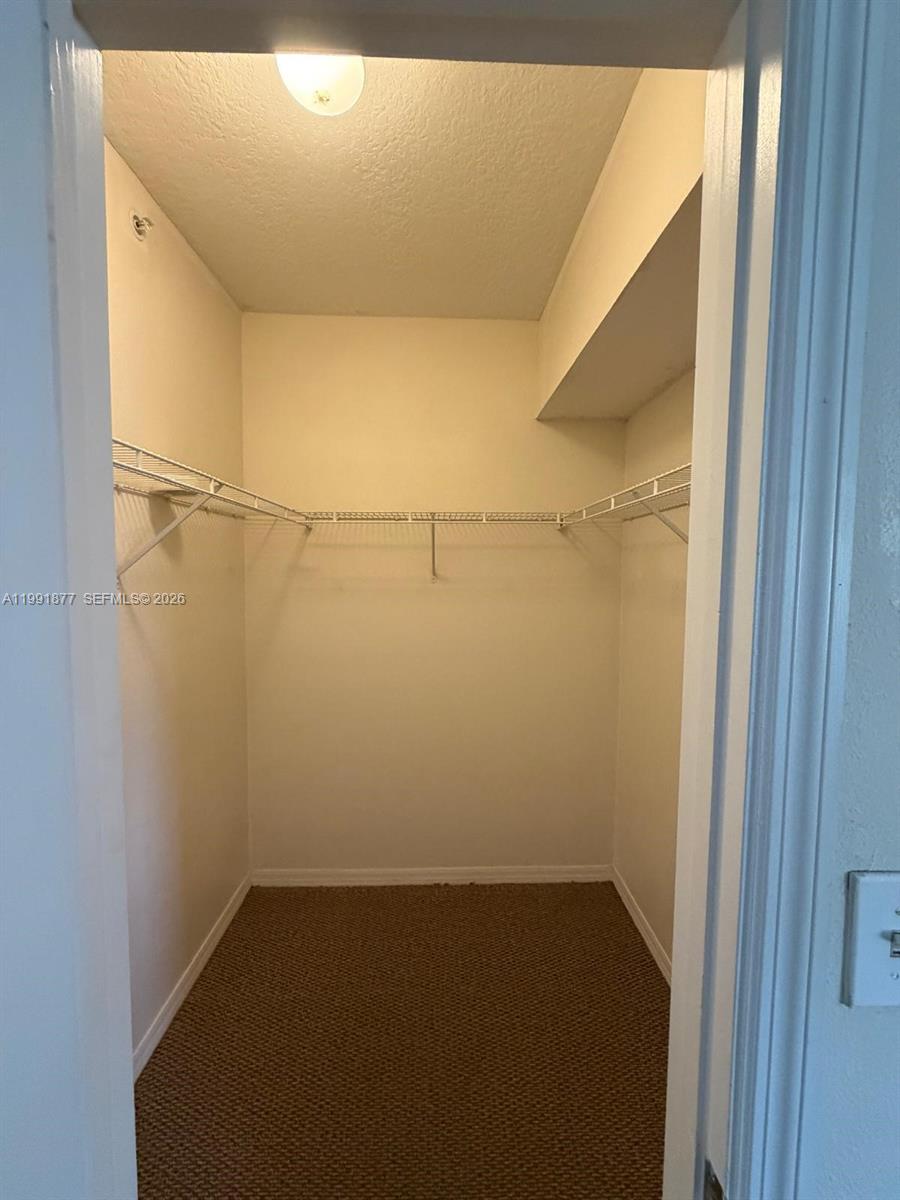 Pembroke Pines FL 33025 - A11991877