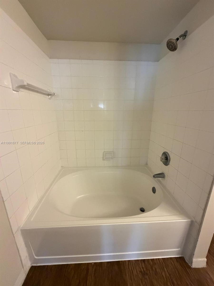 Pembroke Pines FL 33025 - A11991877
