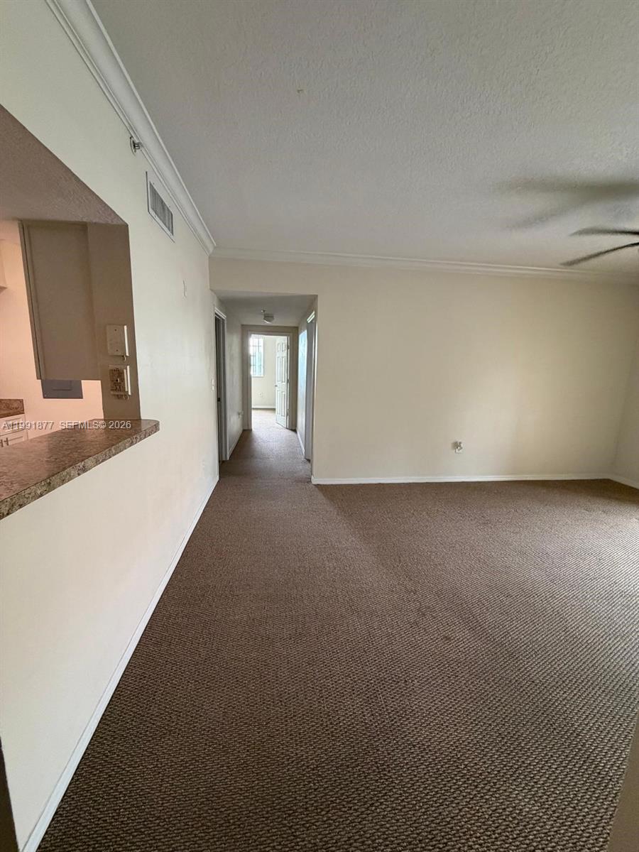 Pembroke Pines FL 33025 - A11991877