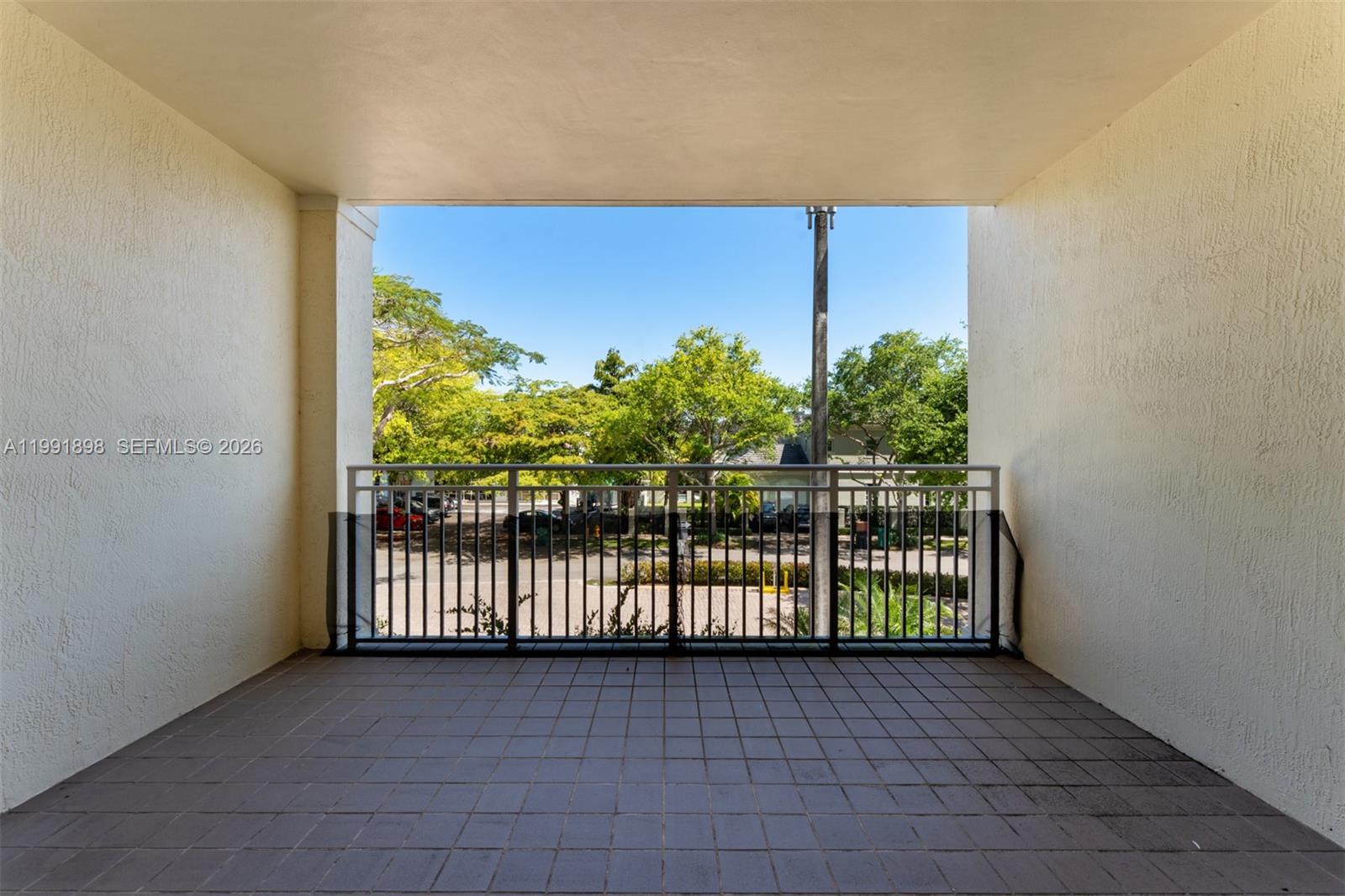 7588 SW 102nd St #203, Pinecrest FL 33156