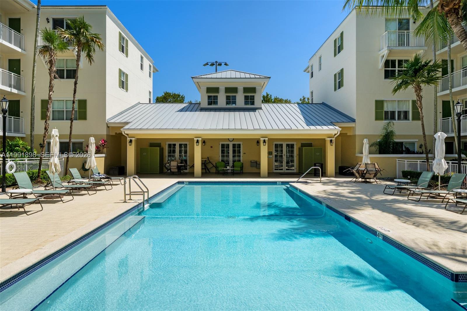 7588 SW 102nd St #203, Pinecrest FL 33156