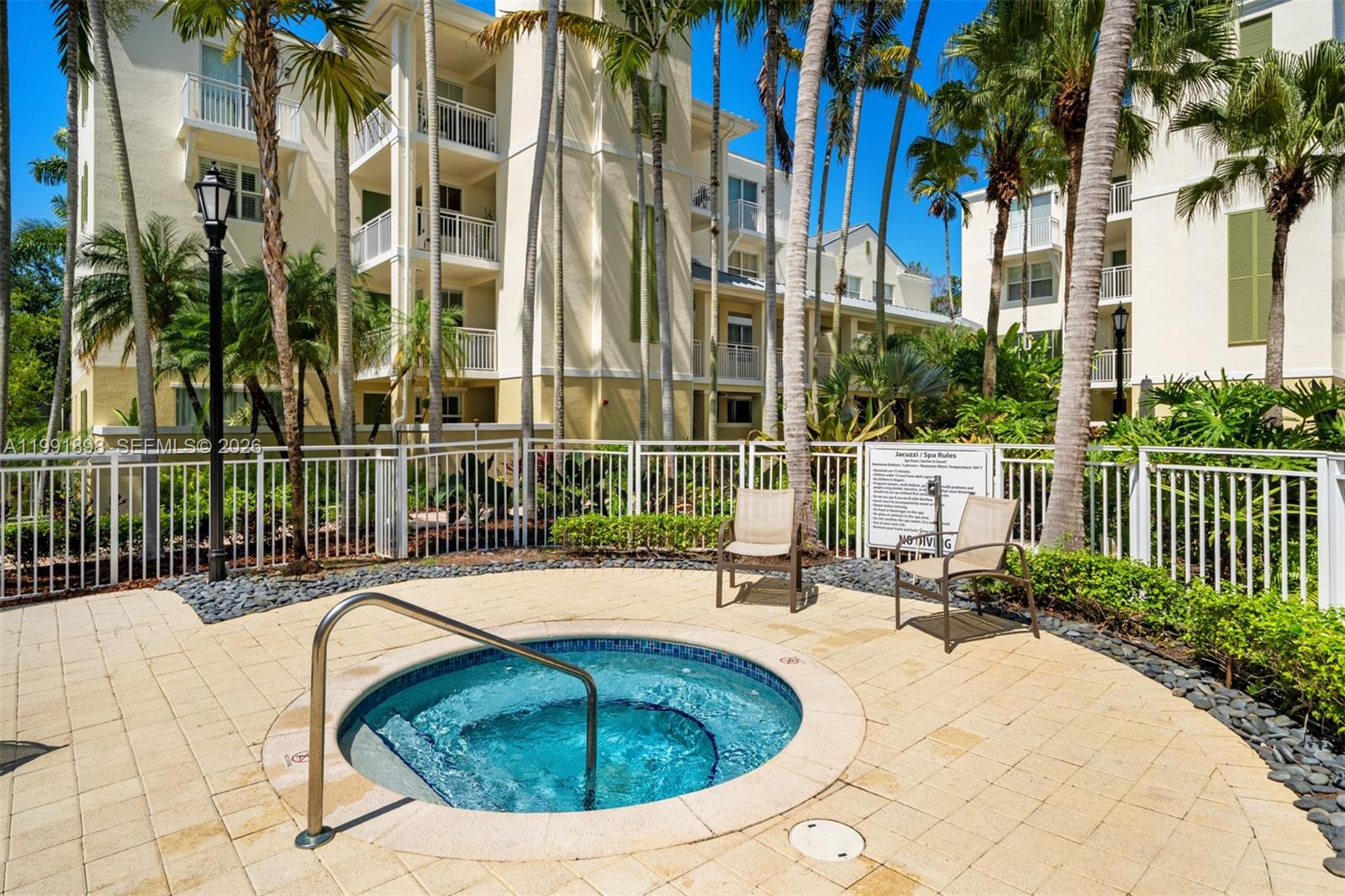 7588 SW 102nd St #203, Pinecrest FL 33156
