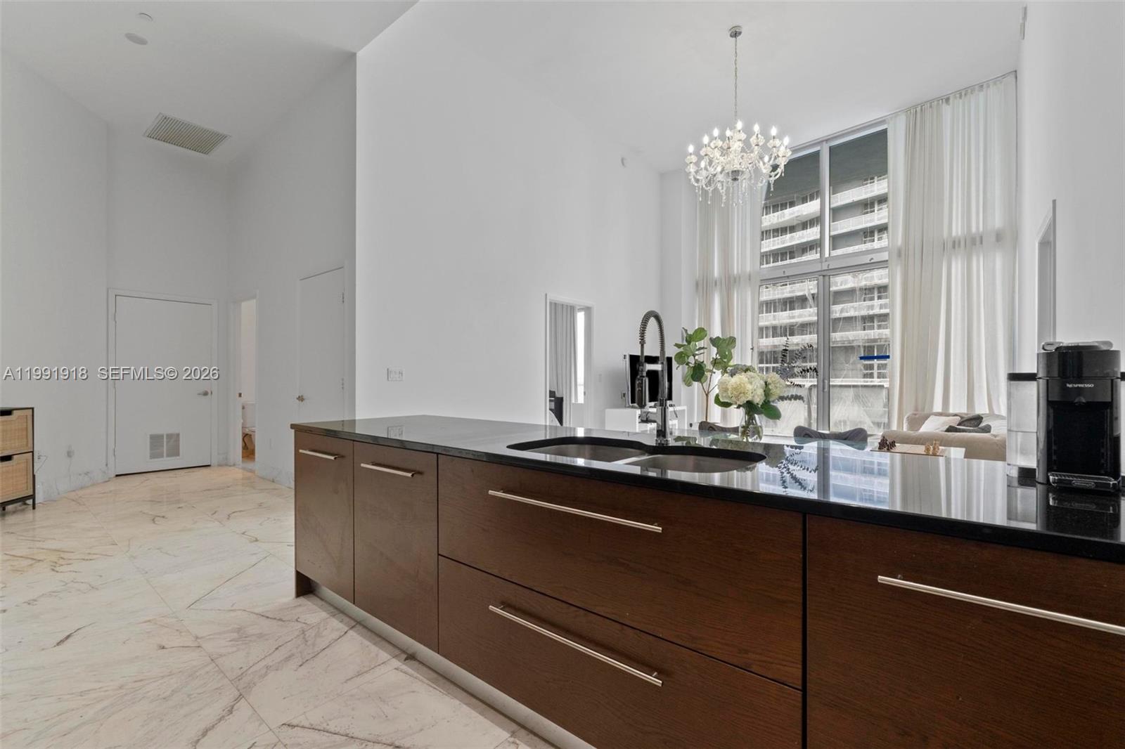 475 Brickell Ave #2209, Miami FL 33131
