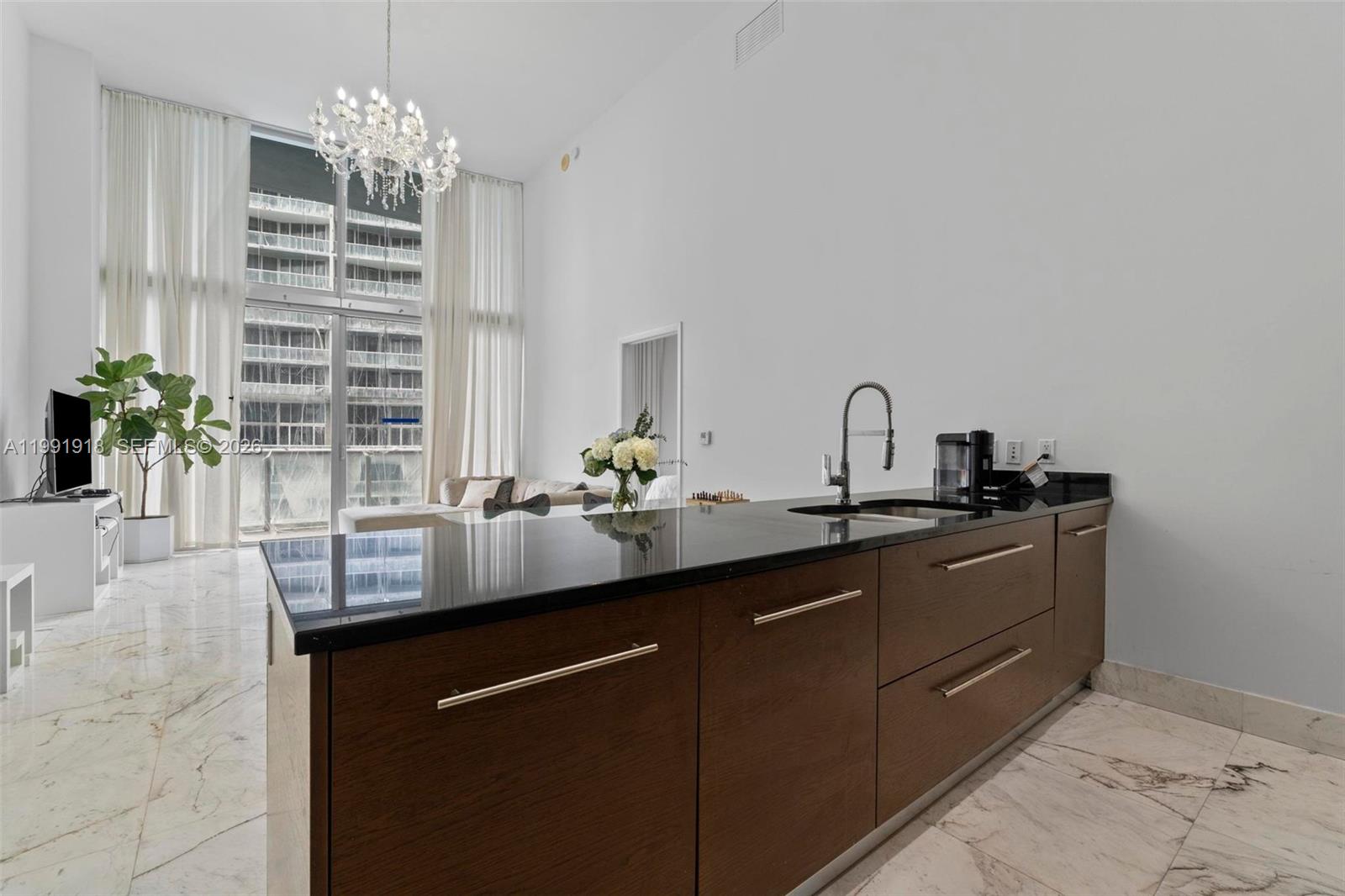 475 Brickell Ave #2209, Miami FL 33131