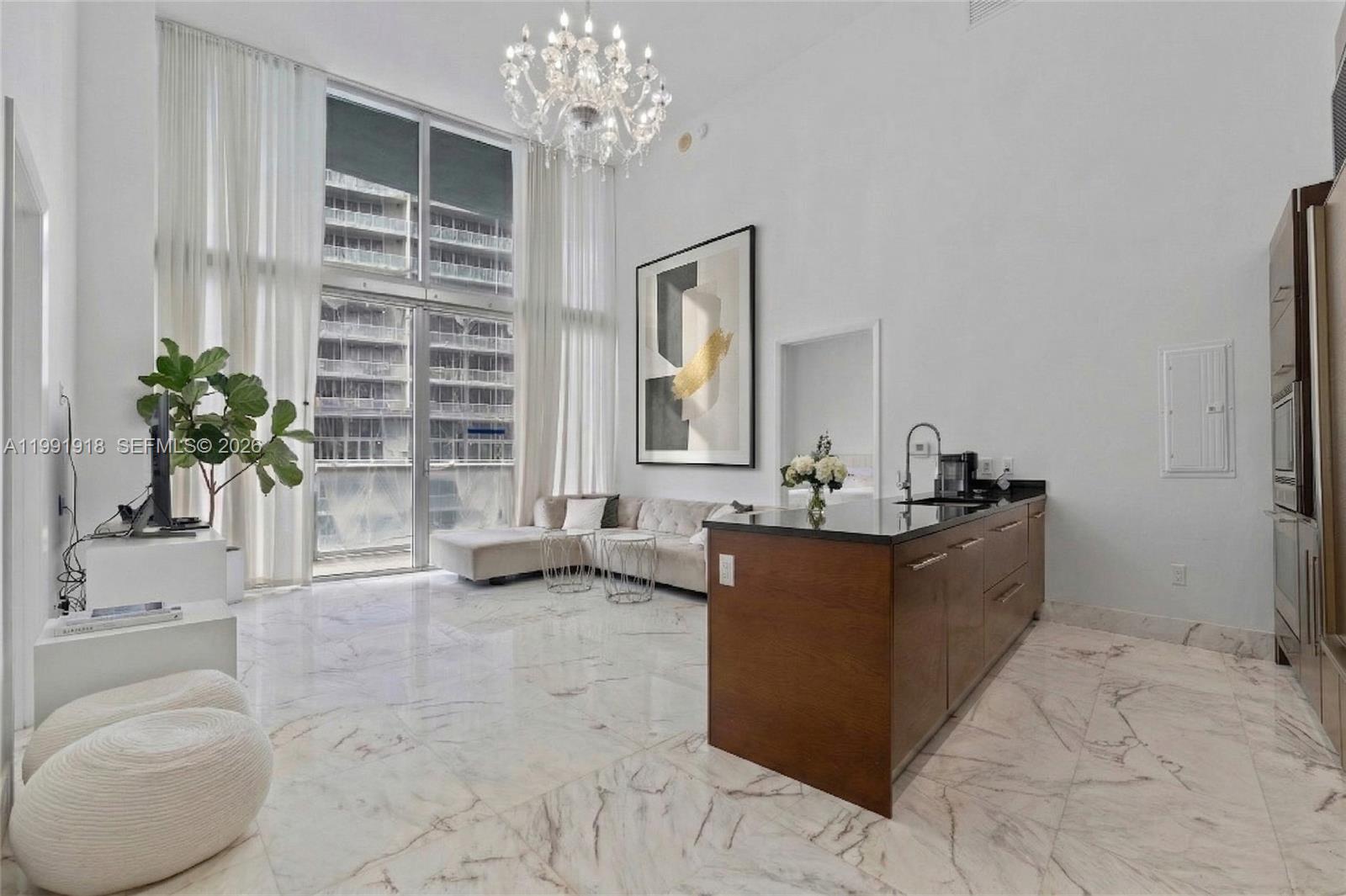 475 Brickell Ave #2209, Miami FL 33131