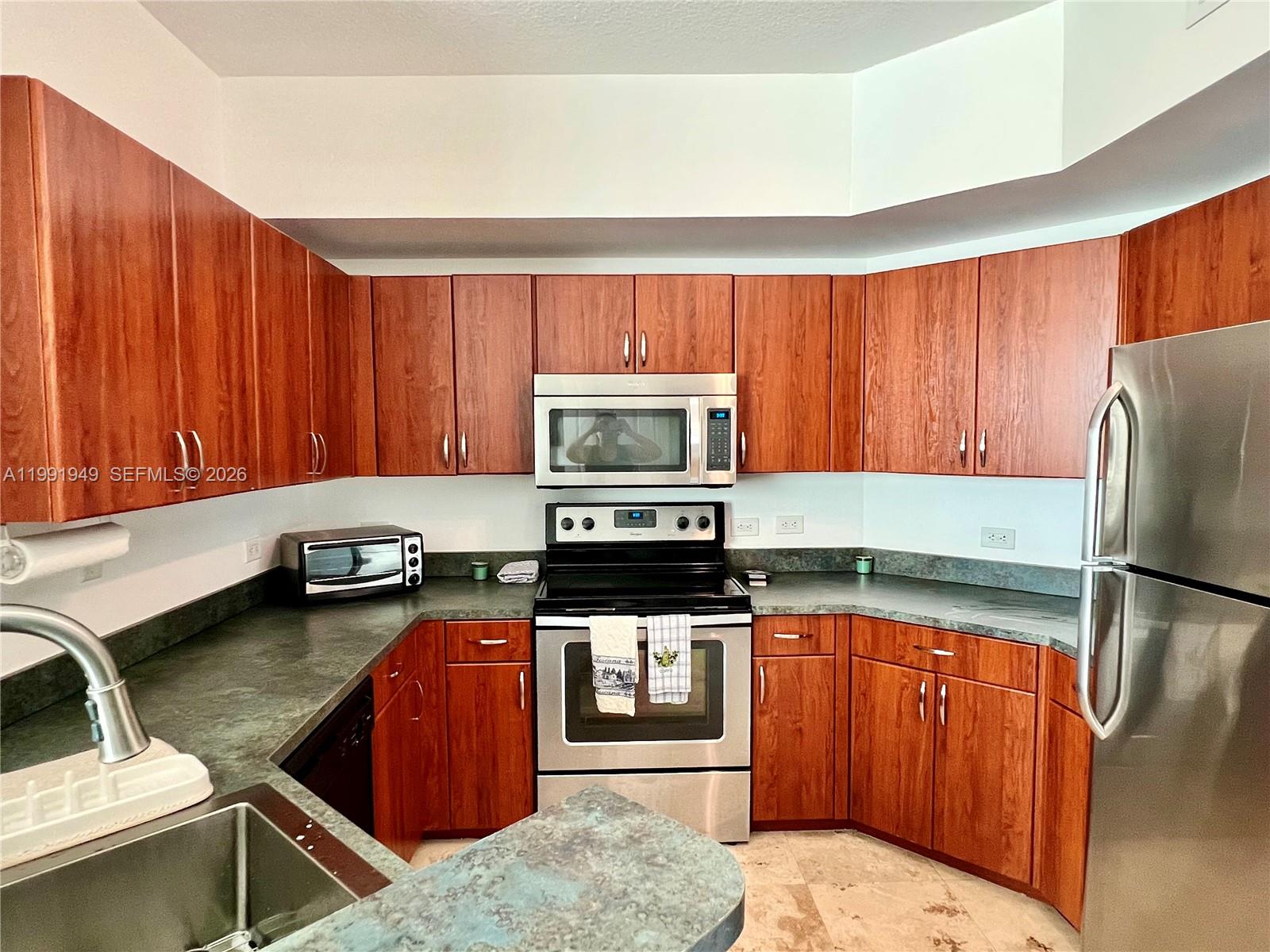 9172 Collins Ave #305, Surfside FL 33154