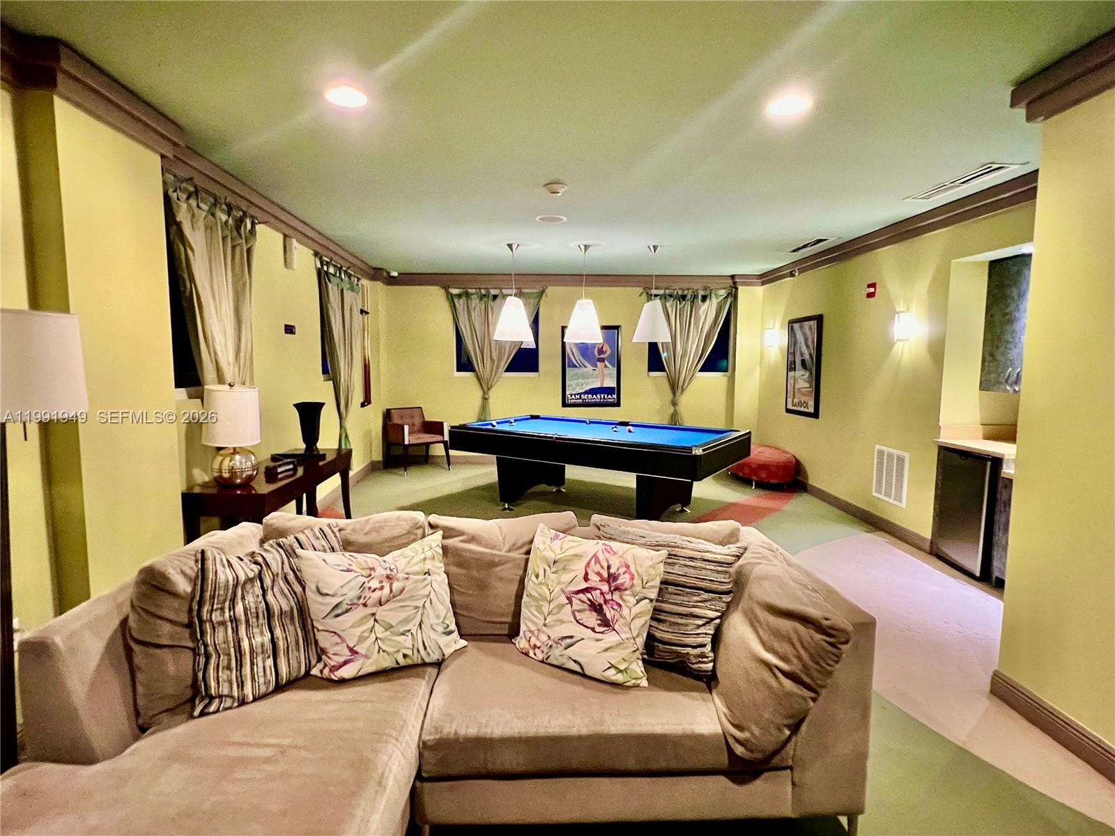 9172 Collins Ave #305, Surfside FL 33154