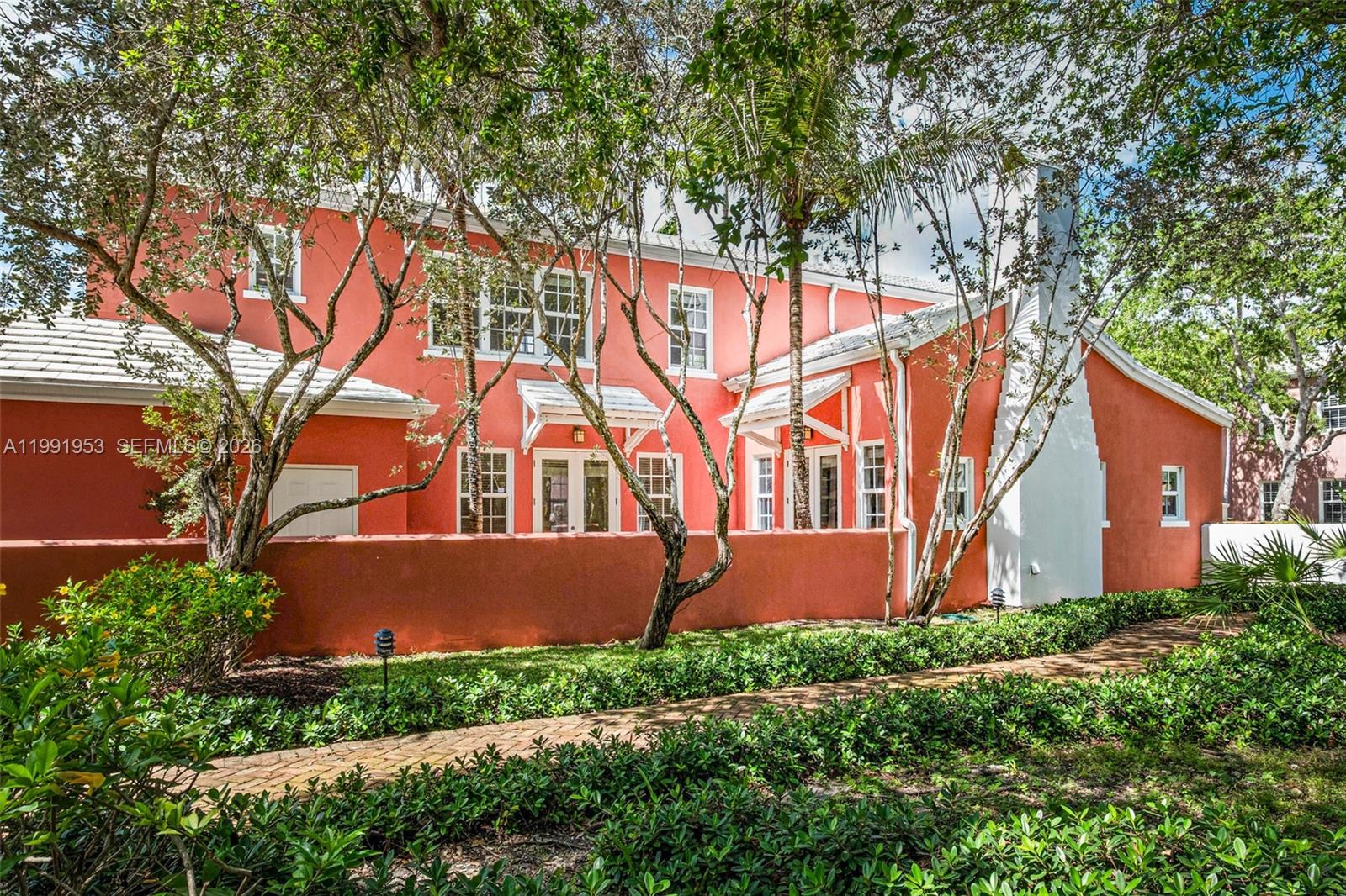 550 Loretto Ave #16, Coral Gables FL 33146