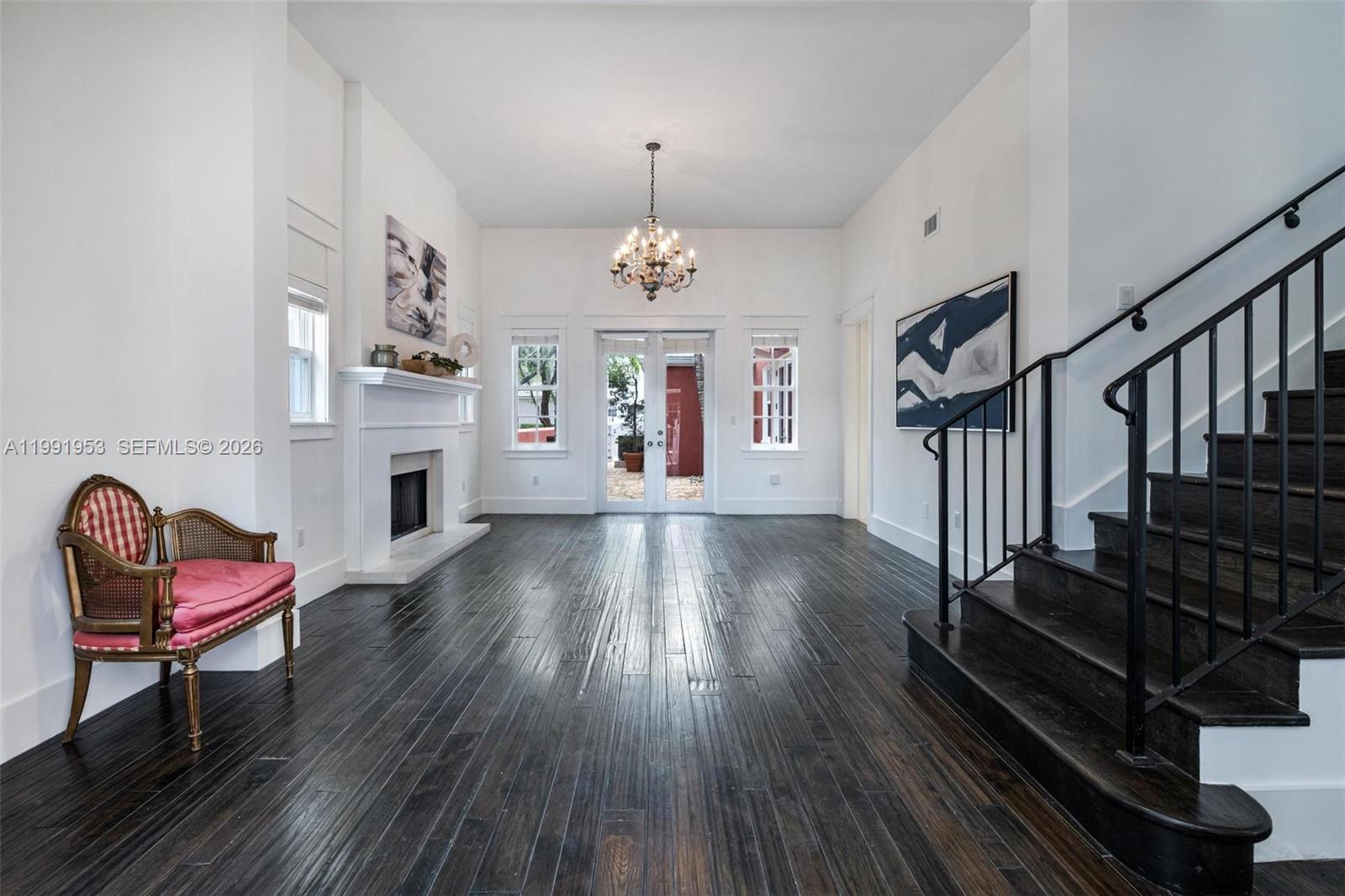 550 Loretto Ave #16, Coral Gables FL 33146