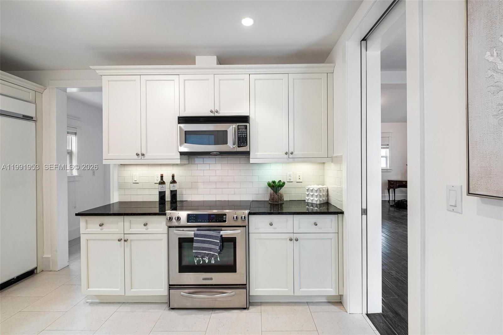 550 Loretto Ave #16, Coral Gables FL 33146