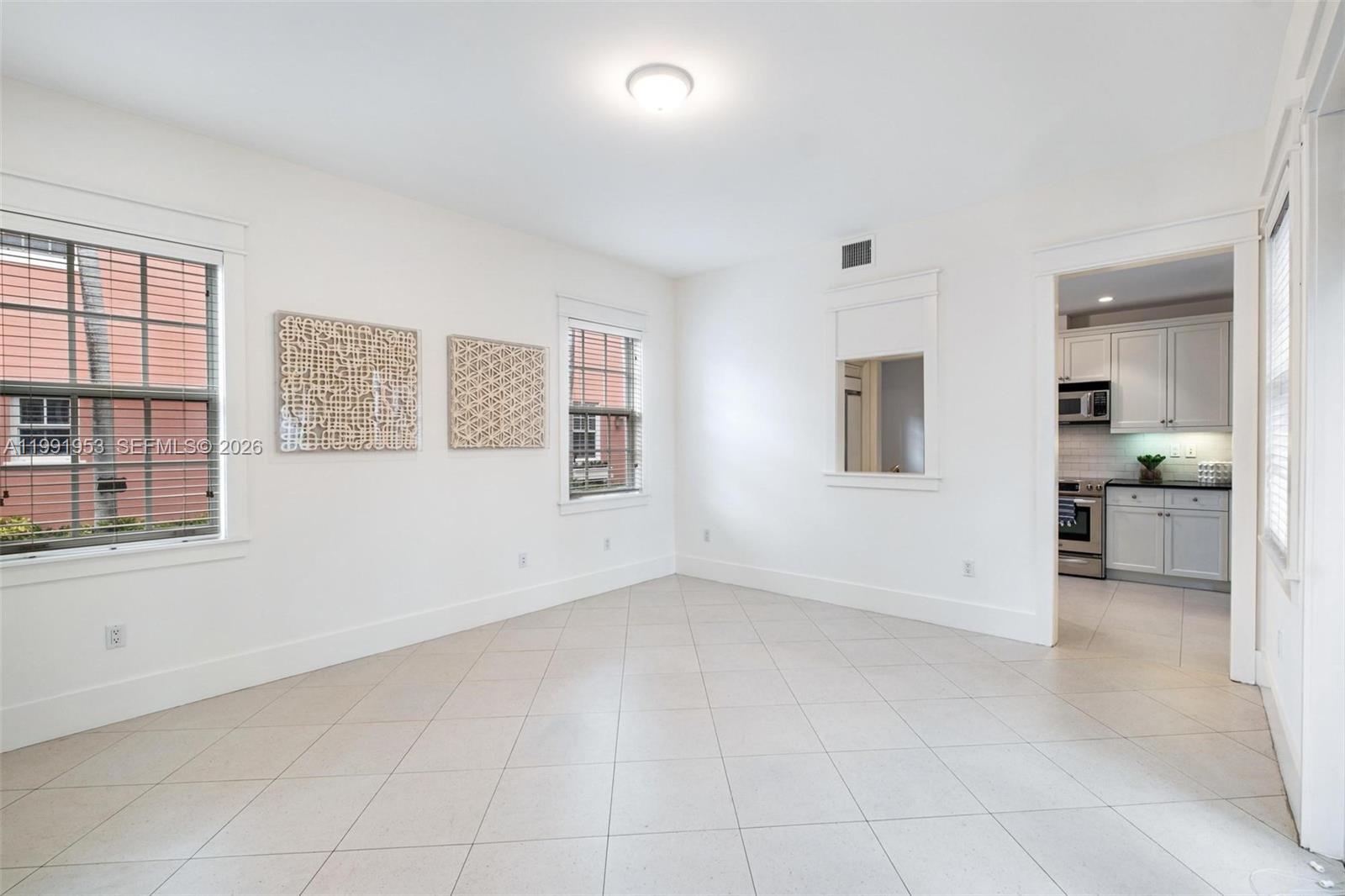 550 Loretto Ave #16, Coral Gables FL 33146