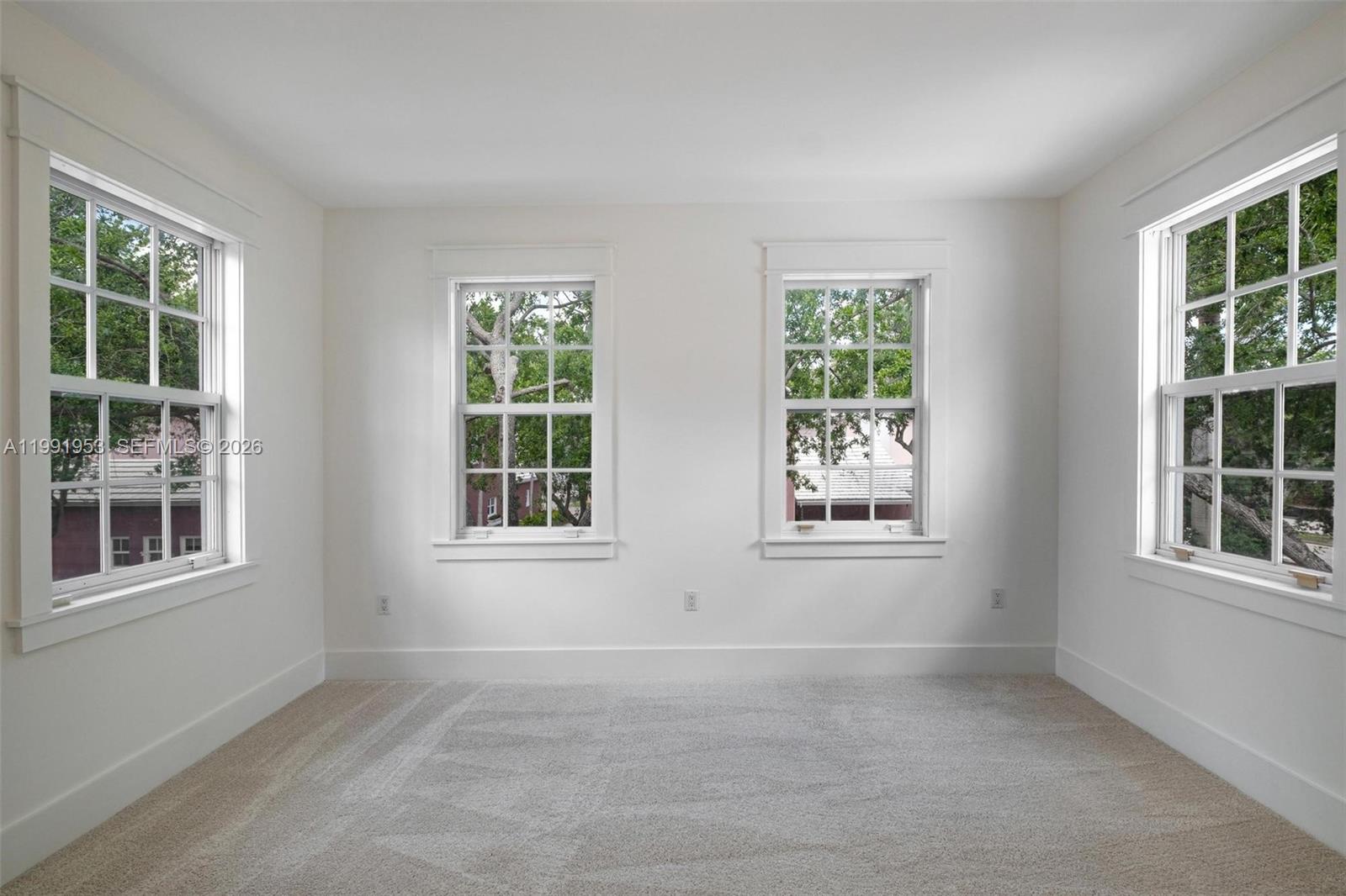 550 Loretto Ave #16, Coral Gables FL 33146