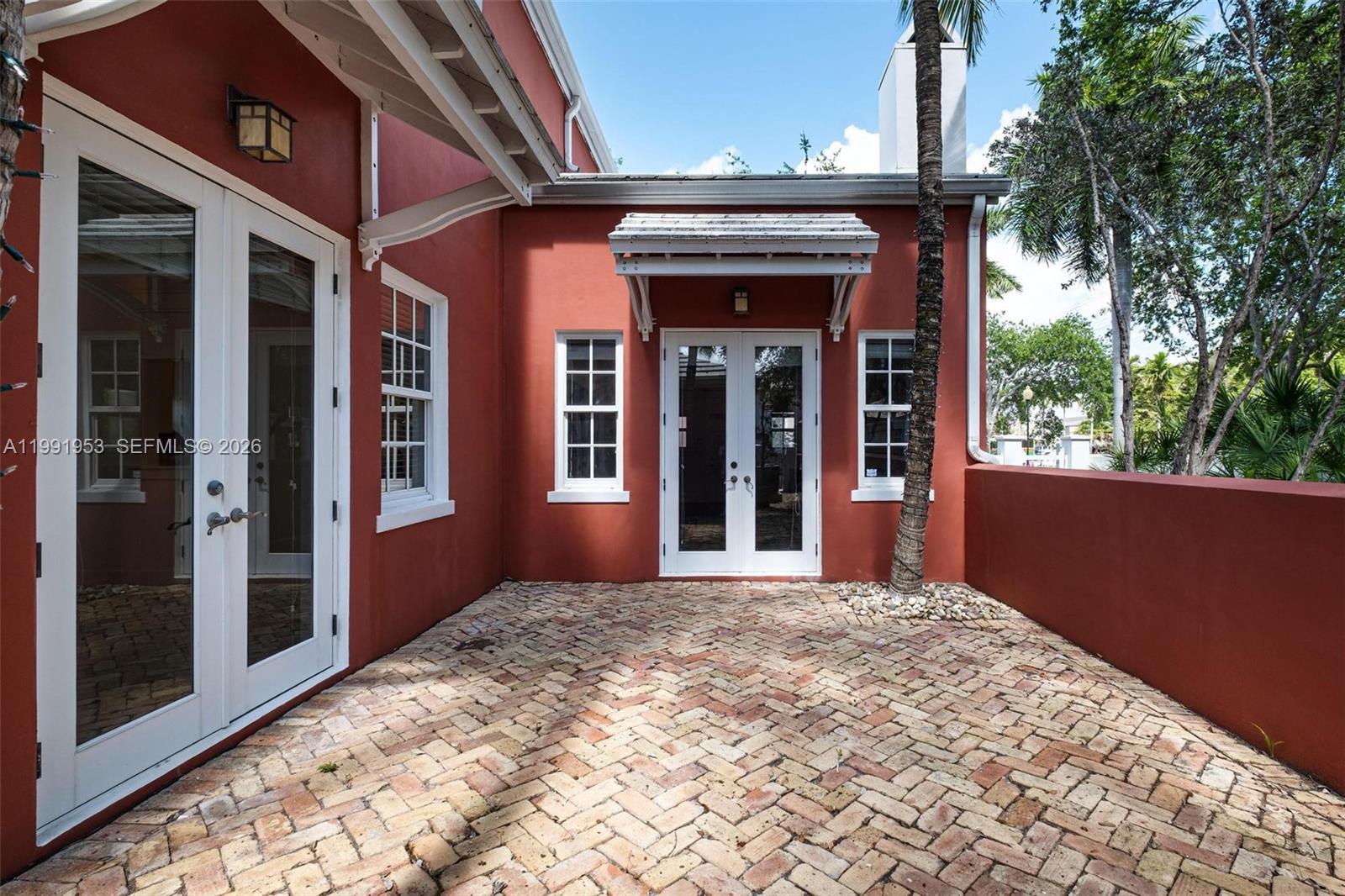 550 Loretto Ave #16, Coral Gables FL 33146