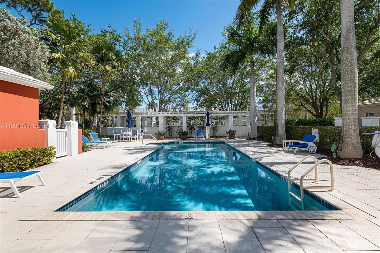 550 Loretto Ave #16, Coral Gables FL 33146