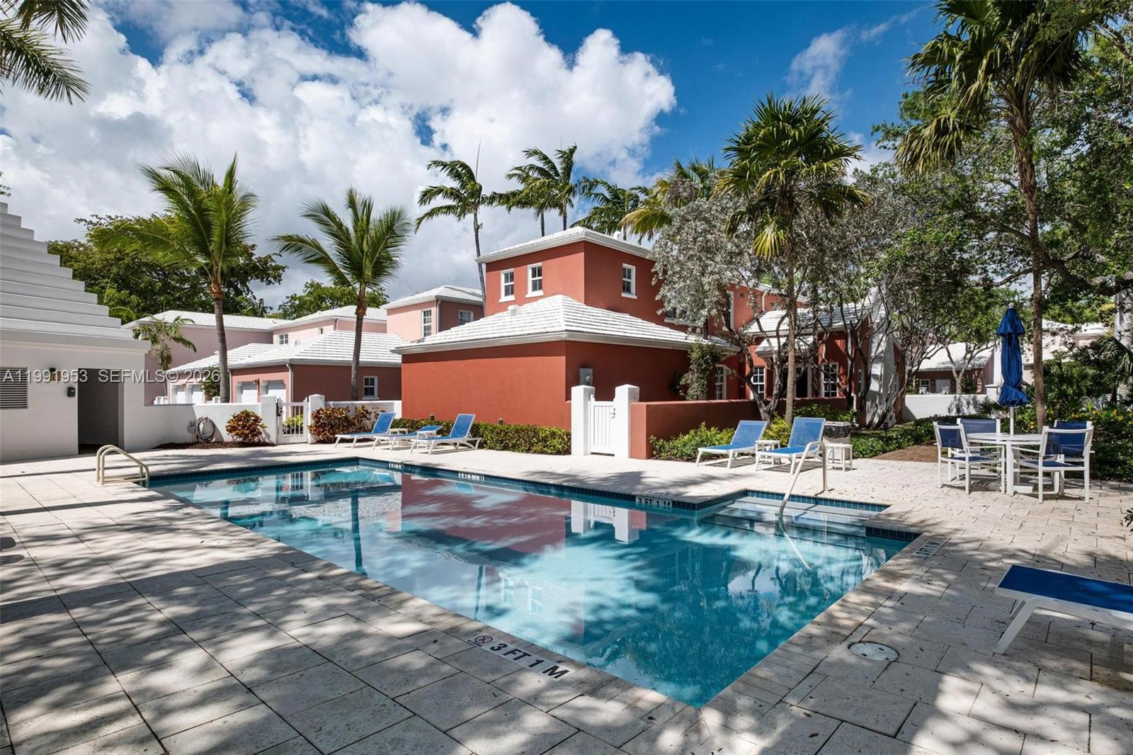 550 Loretto Ave #16, Coral Gables FL 33146