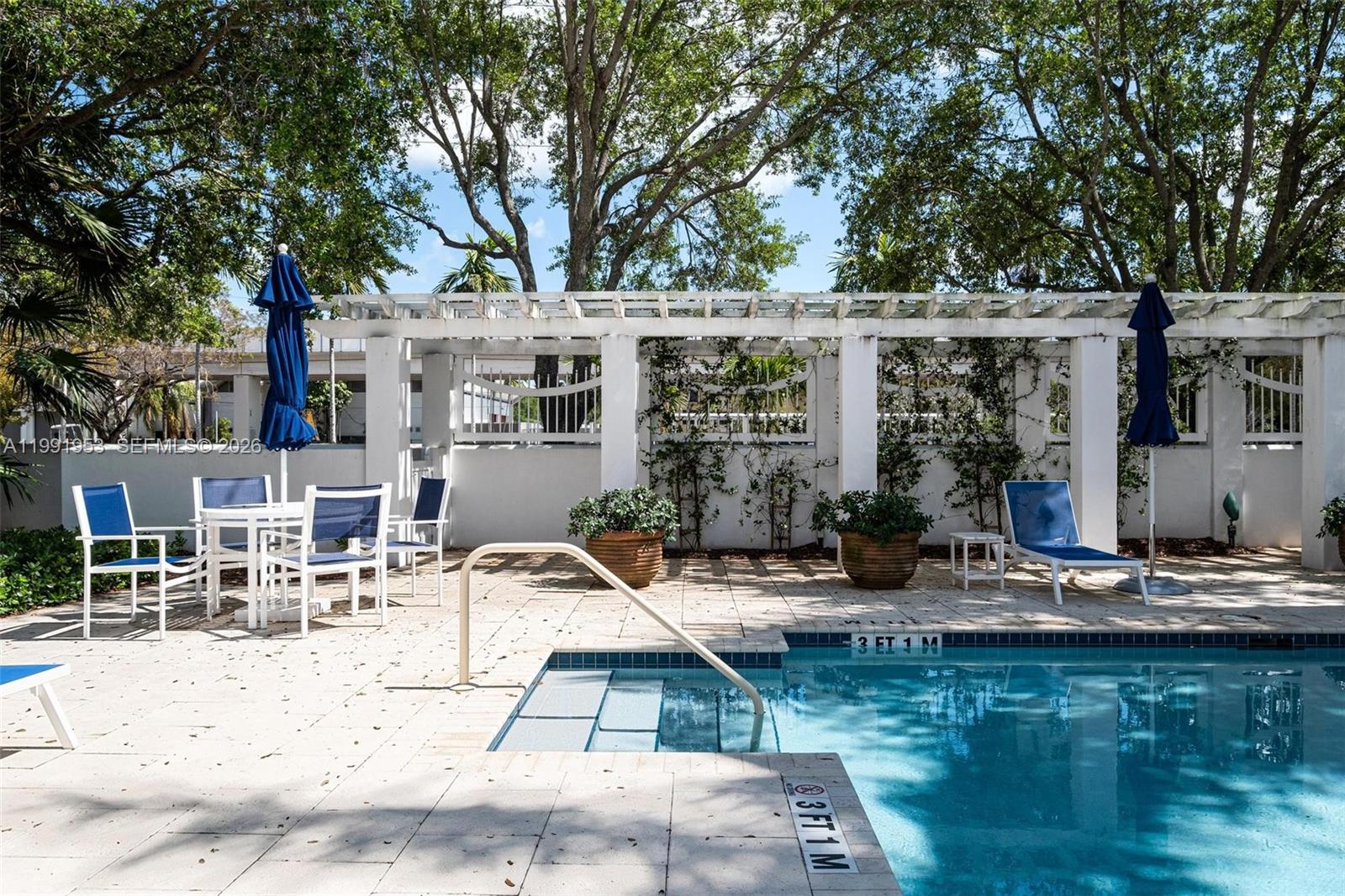550 Loretto Ave #16, Coral Gables FL 33146