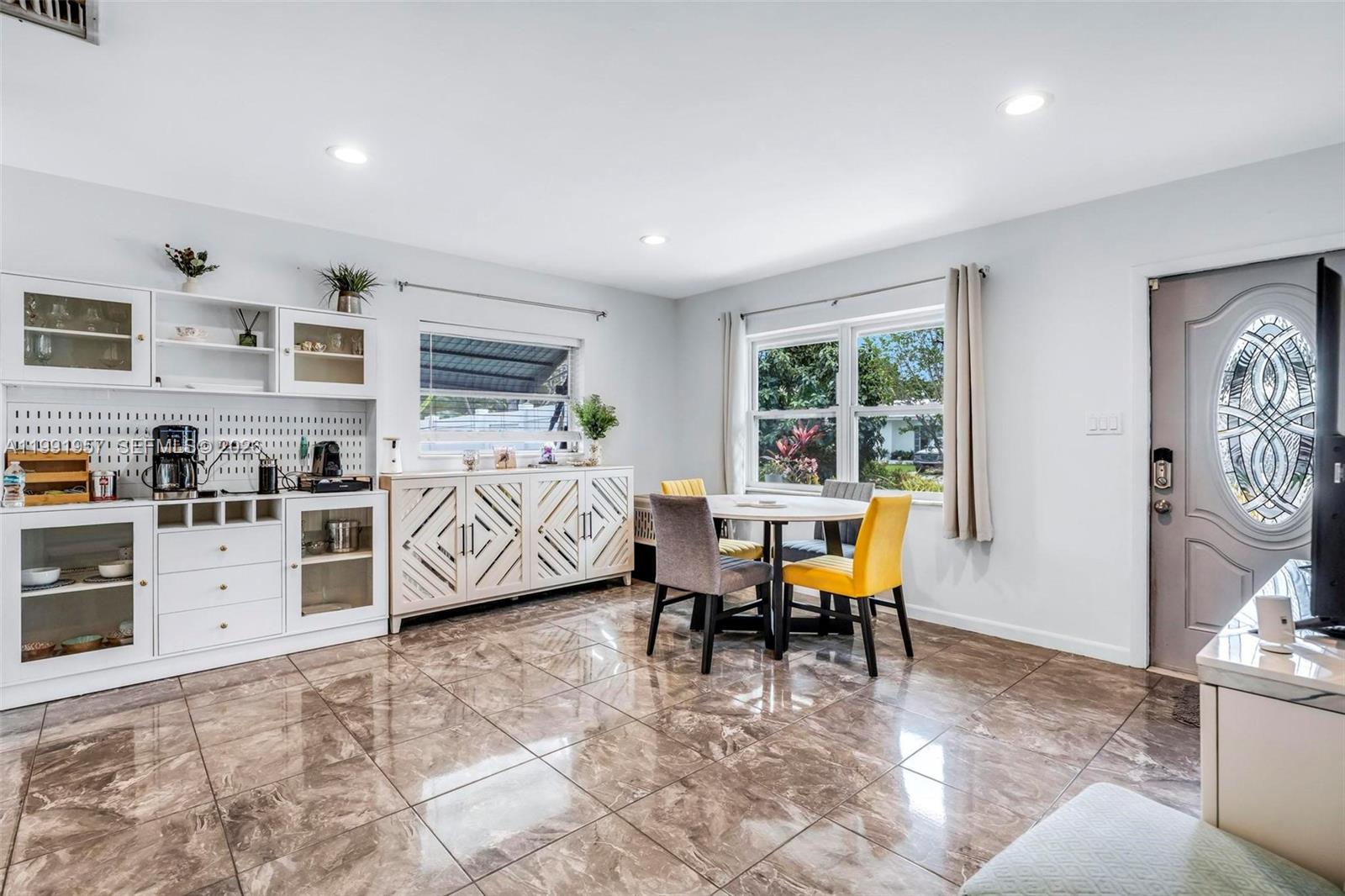 7211 NW 76th St, Tamarac FL 33321