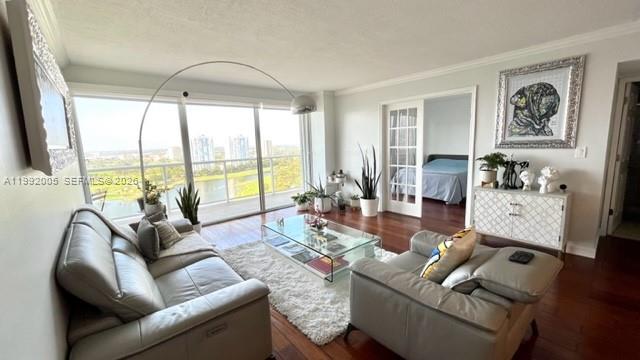 3731 N Country Club Dr #2225, Aventura FL 33180