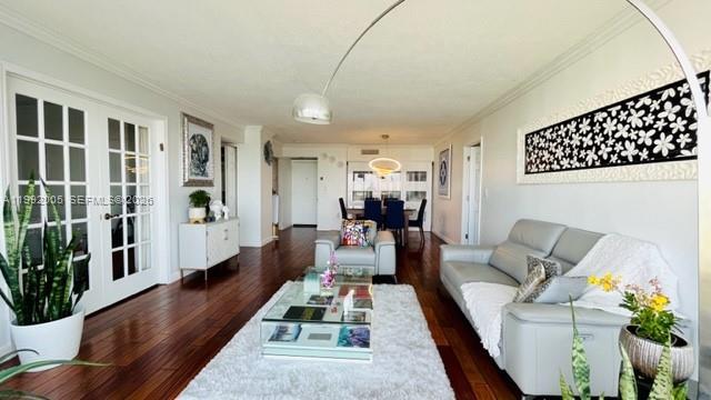 3731 N Country Club Dr #2225, Aventura FL 33180