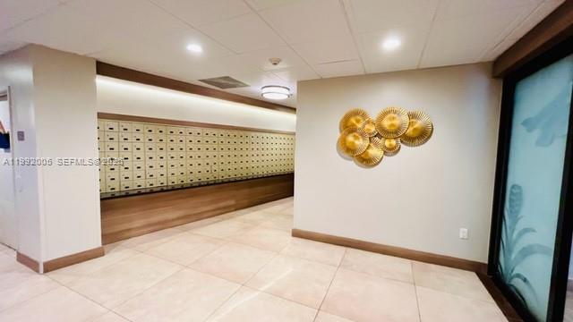 3731 N Country Club Dr #2225, Aventura FL 33180