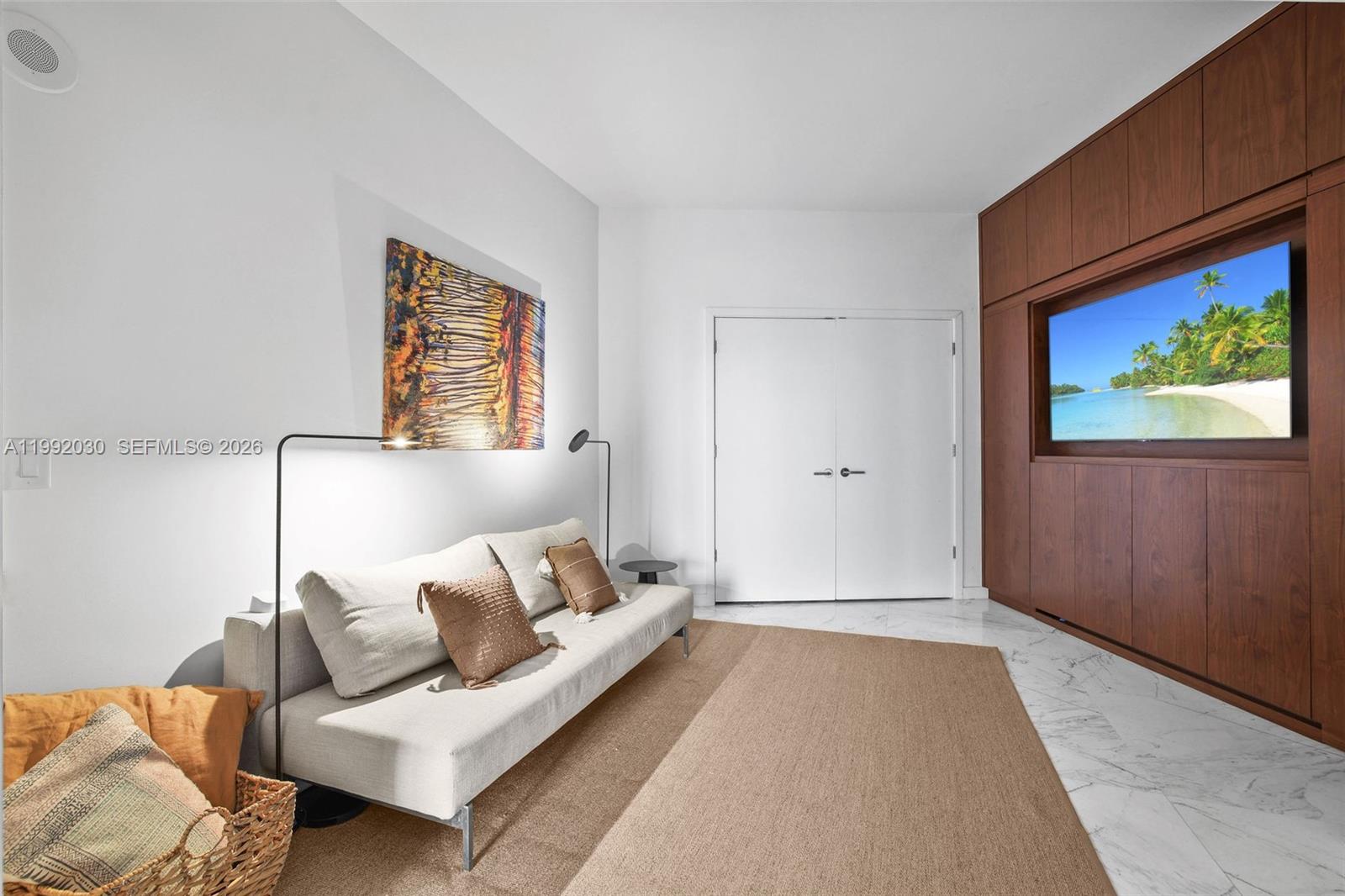 851 NE 1st Ave #3211, Miami FL 33132