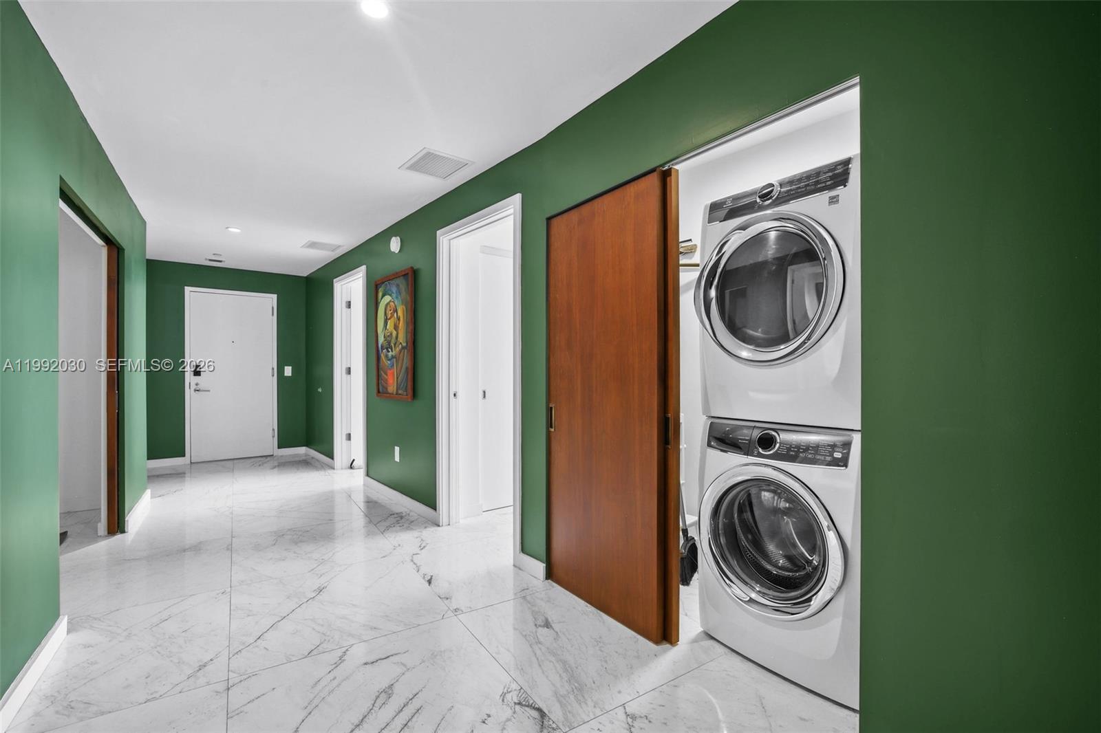 851 NE 1st Ave #3211, Miami FL 33132