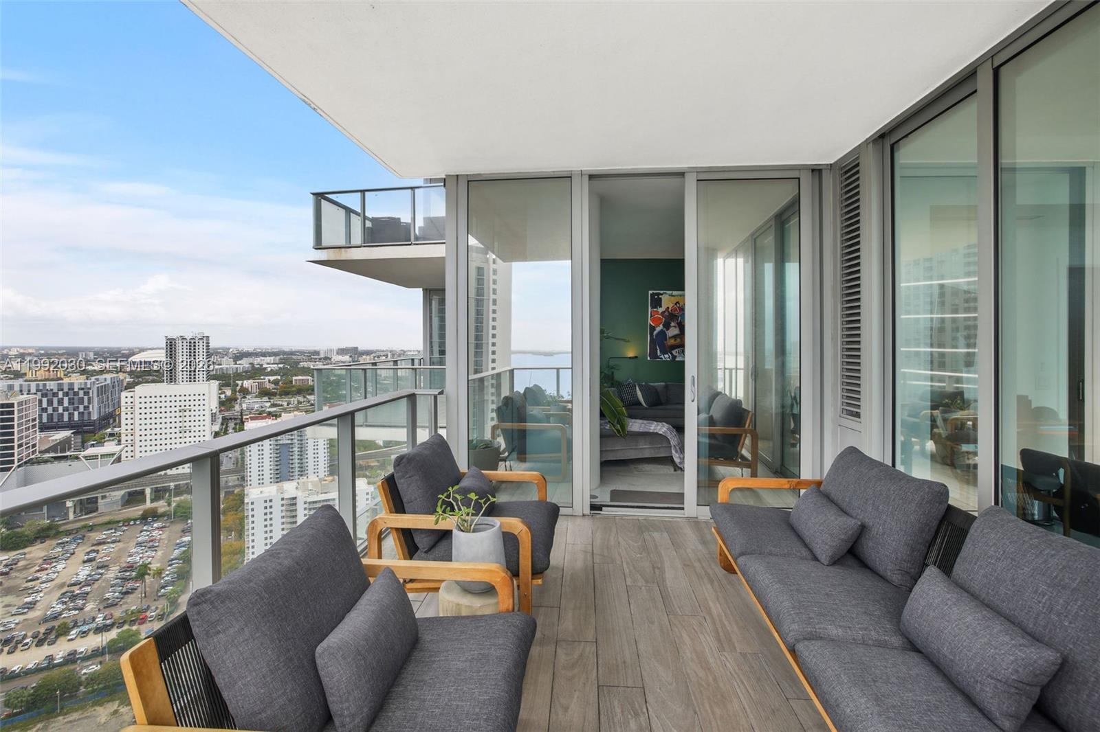 851 NE 1st Ave #3211, Miami FL 33132