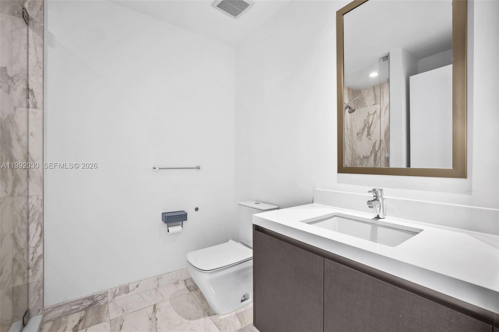 851 NE 1st Ave #3211, Miami FL 33132