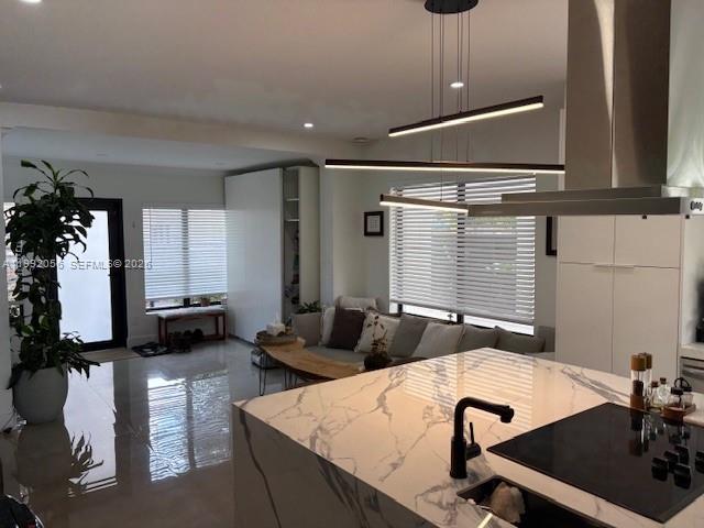 111 NW 46th St, Miami FL 33127