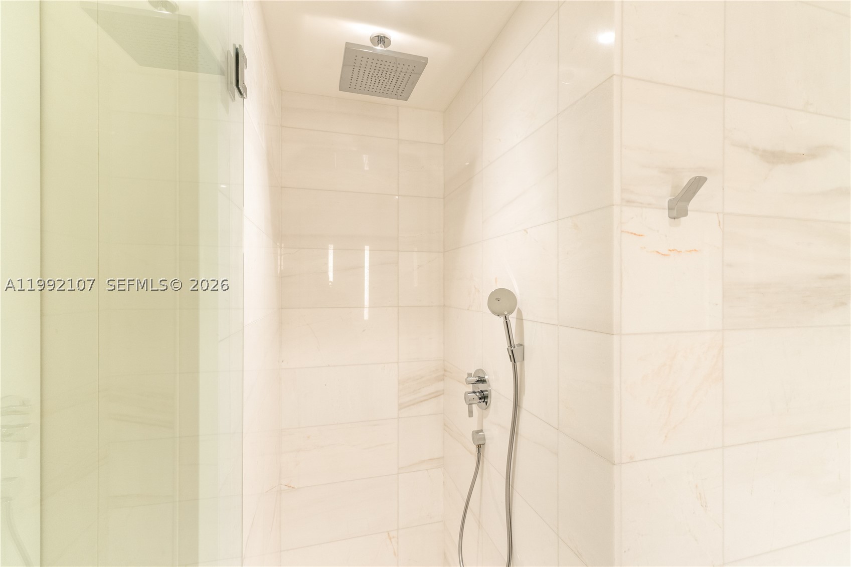 300 Biscayne Boulevard Way #2103C, Miami FL 33131