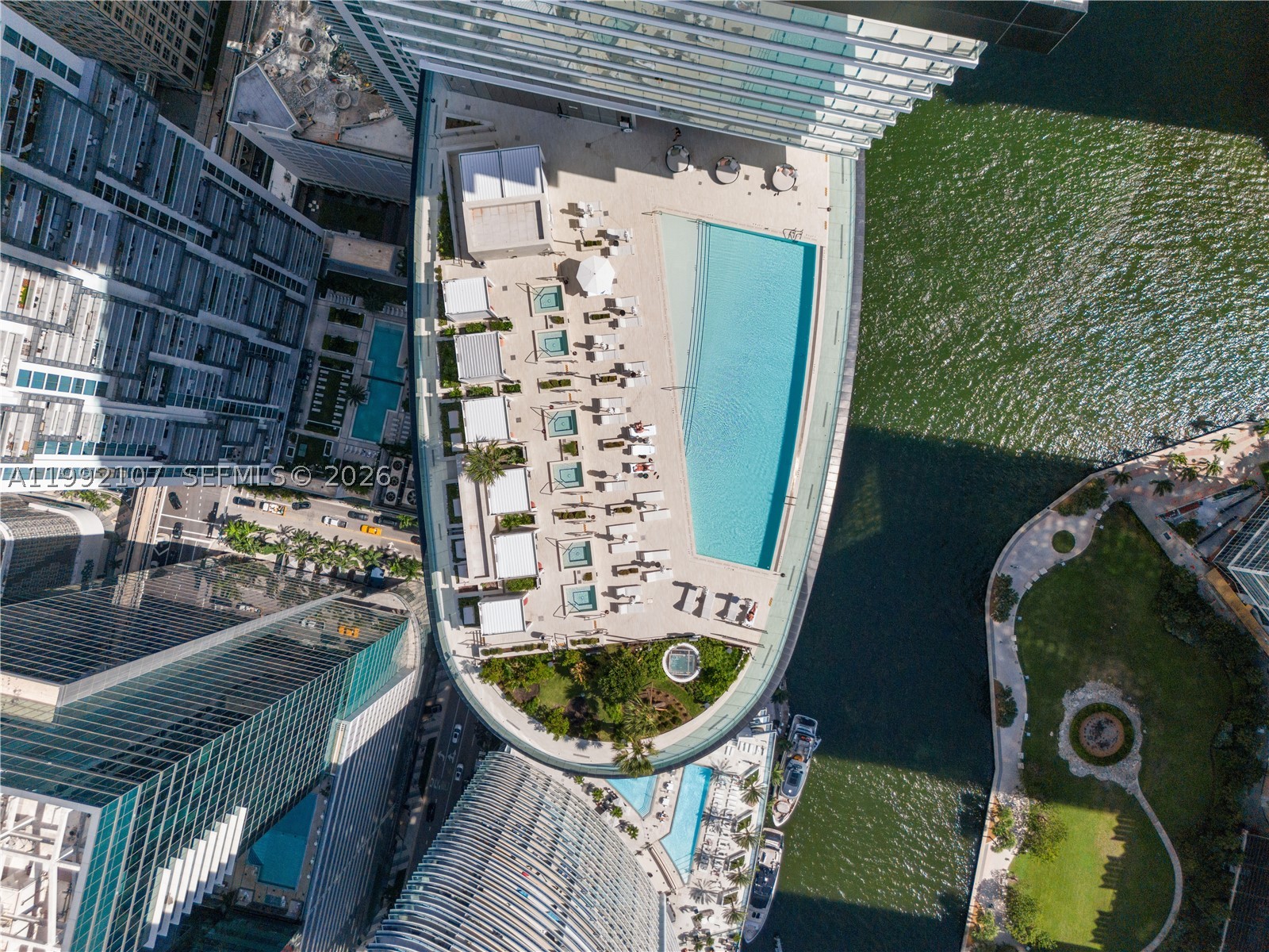 300 Biscayne Boulevard Way #2103C, Miami FL 33131