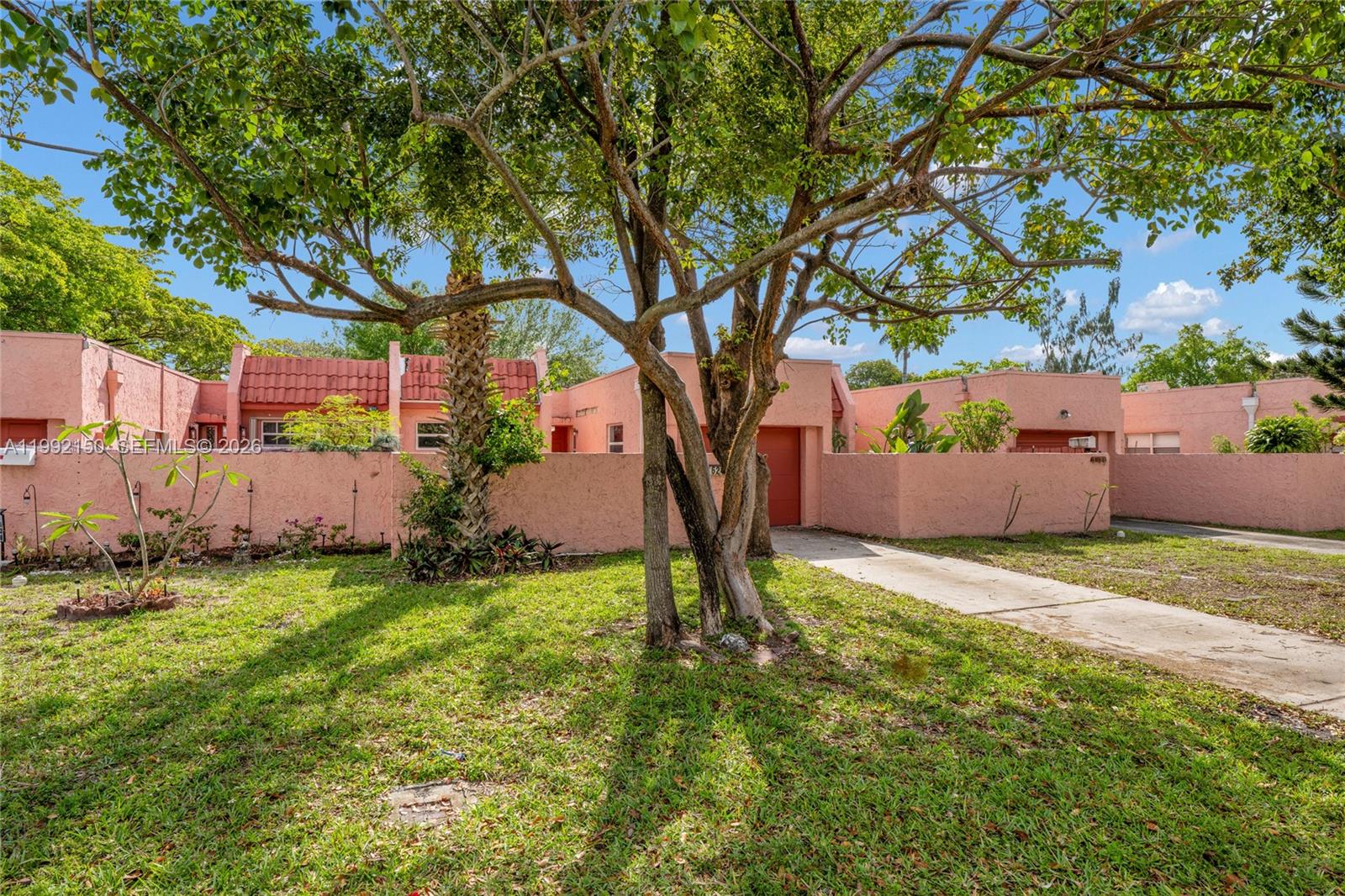 1624 NW 56th Ave #14, Lauderhill FL 33313