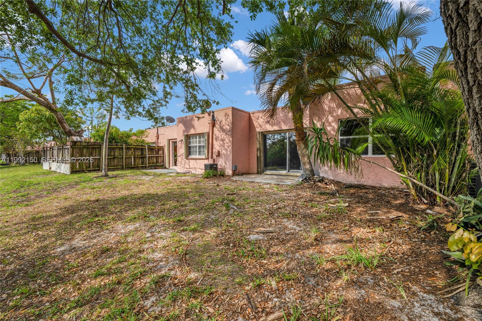 1624 NW 56th Ave #14, Lauderhill FL 33313