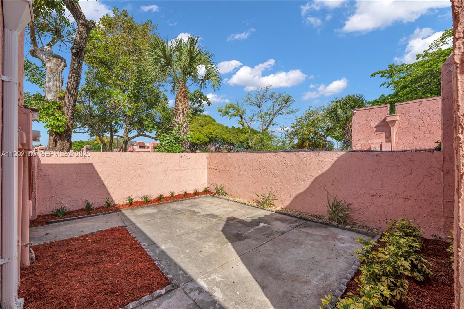 1624 NW 56th Ave #14, Lauderhill FL 33313