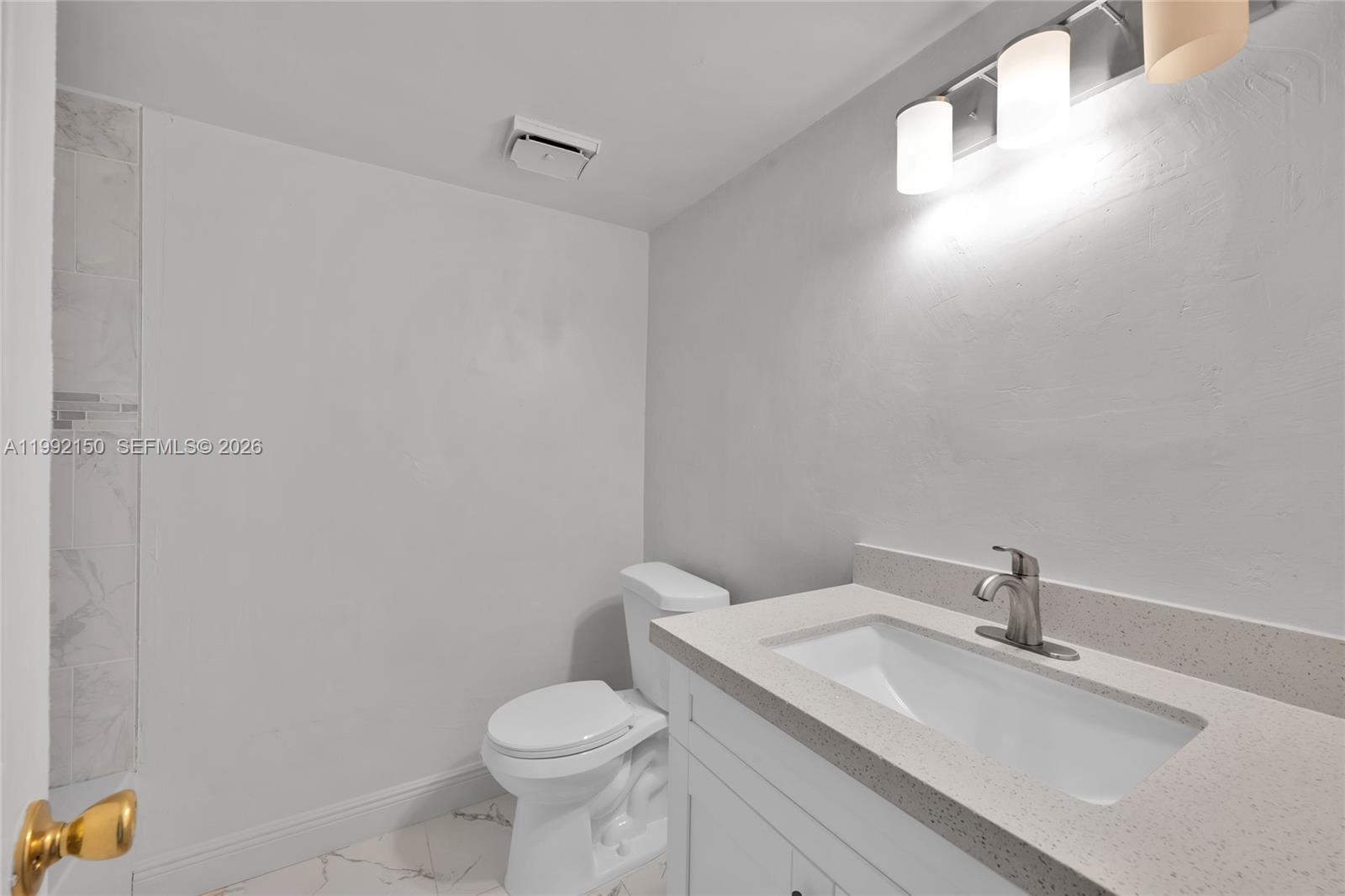 1624 NW 56th Ave #14, Lauderhill FL 33313
