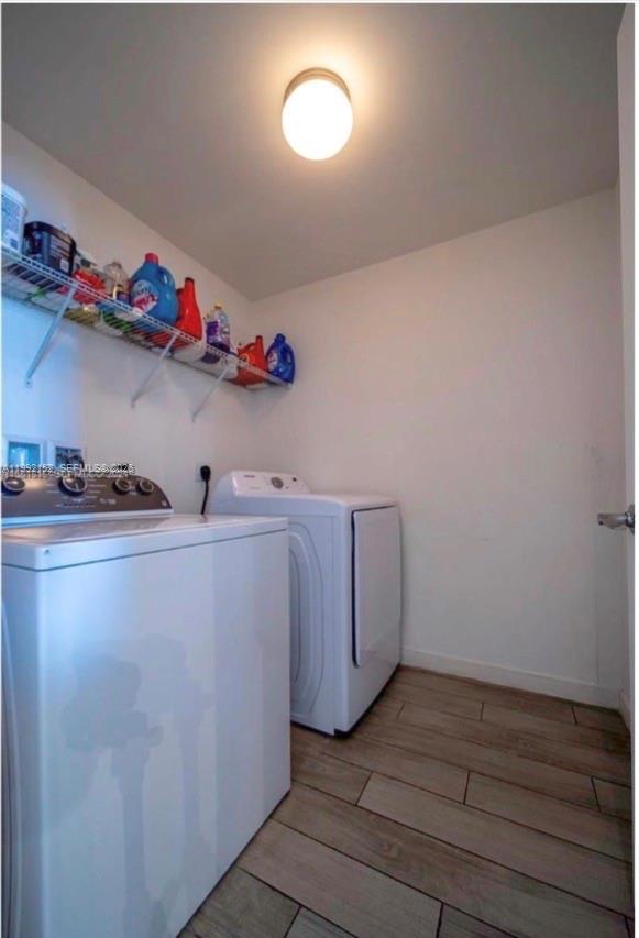 999 SW 1st Ave #2105, Miami FL 33130