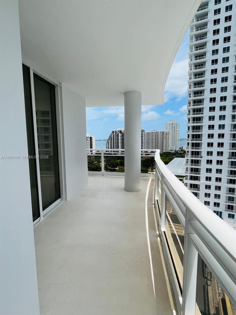 901 Brickell Key Blvd #1609, Miami FL 33131