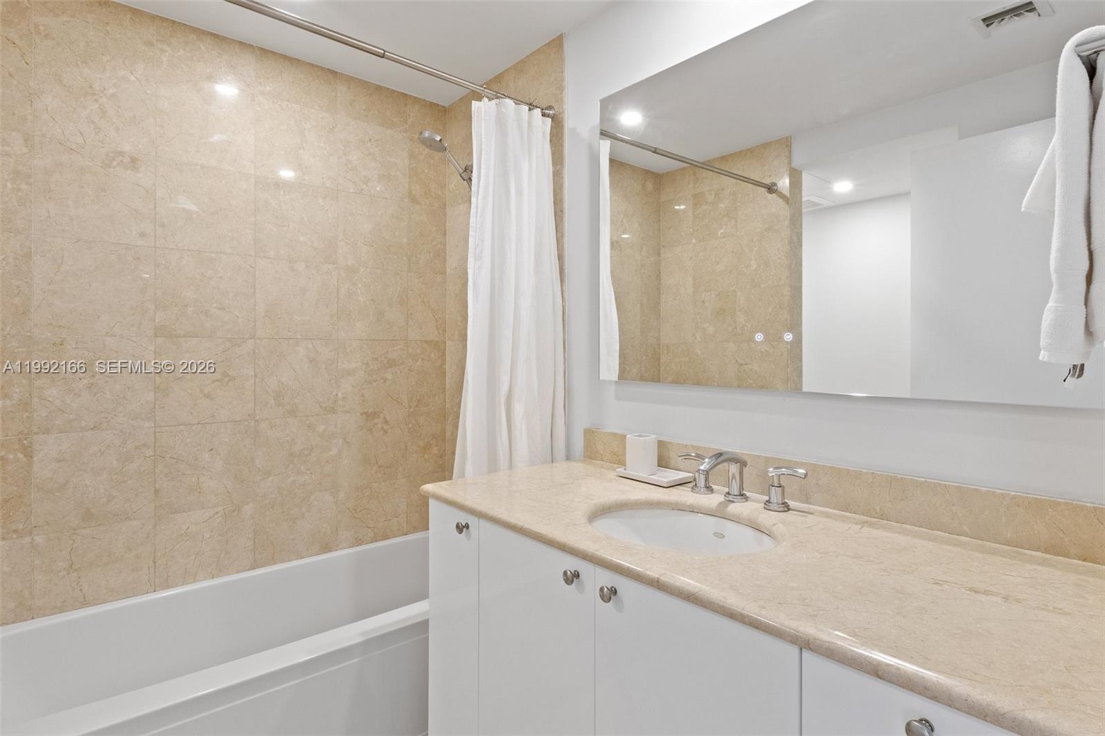 901 Brickell Key Blvd #1609, Miami FL 33131