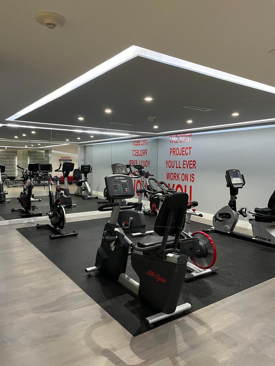 901 Brickell Key Blvd #1609, Miami FL 33131