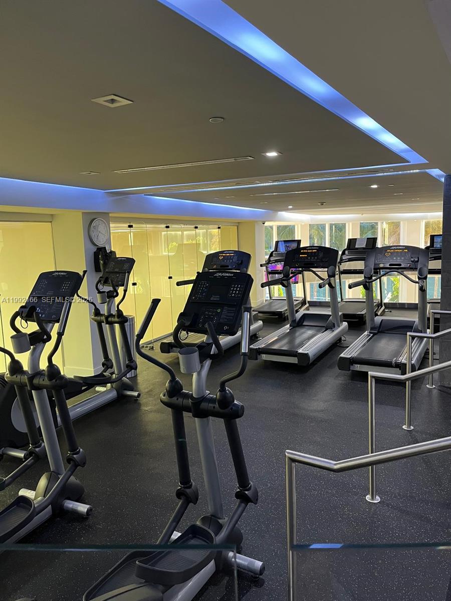 901 Brickell Key Blvd #1609, Miami FL 33131