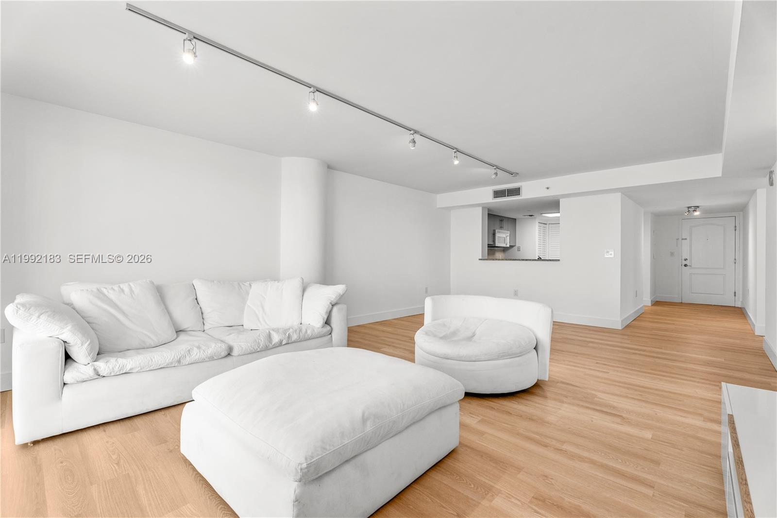2101 Brickell Ave #806, Miami FL 33129